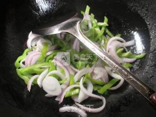 Stir-fried Tripe with Peppers and Onions recipe