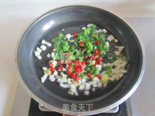 Spicy Stir-fried Flower Jia recipe