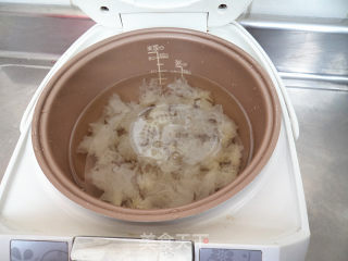 Apple Tremella Soup recipe
