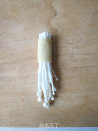 Pan-fried Cumin Enoki Mushroom recipe