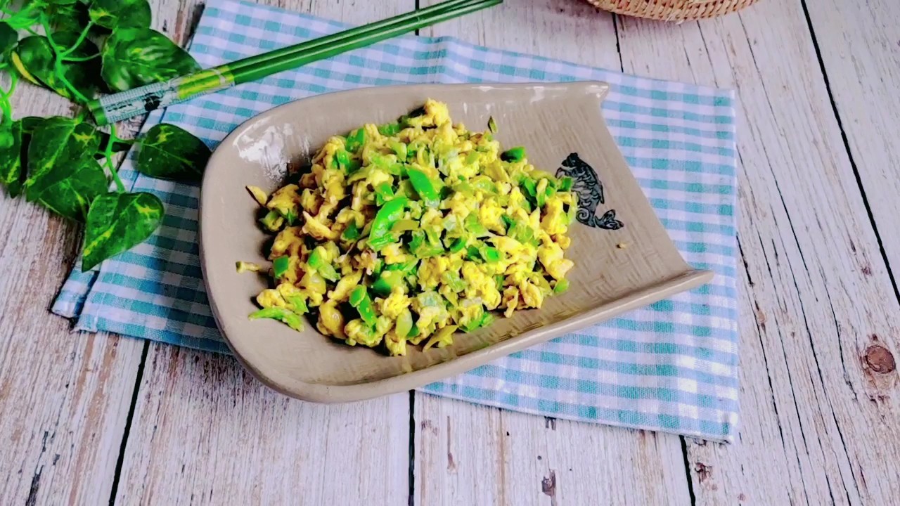 The Simplest Home-cooked Dish, You Will Never Get Tired of It... Scrambled Eggs with Green Peppers