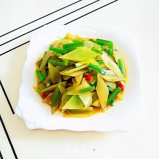 Stir-fried Lettuce Slices recipe