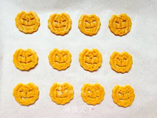 Halloween Pumpkin Funny Face Cookies recipe