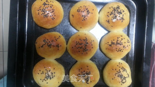 Low-oil and Low-sugar Red Bean Paste Buns (with Red Bean Paste) recipe