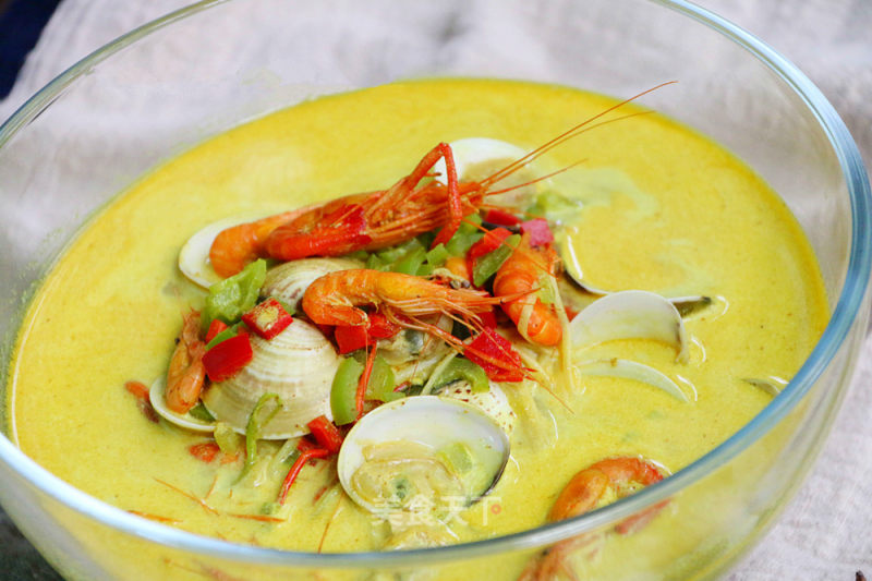 Southeast Asian Curry Seafood Soup recipe