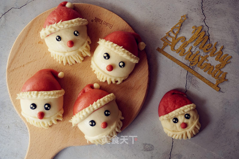 Santa Buns recipe