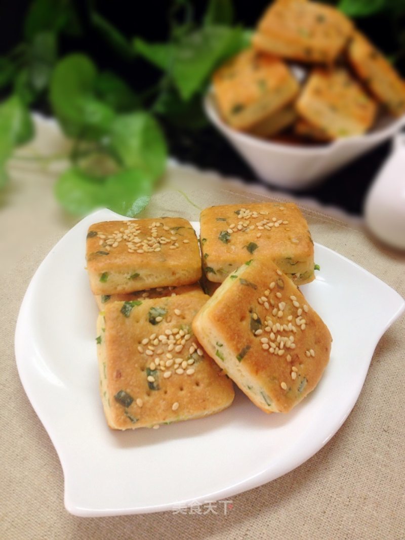 Chive Soda Crackers recipe