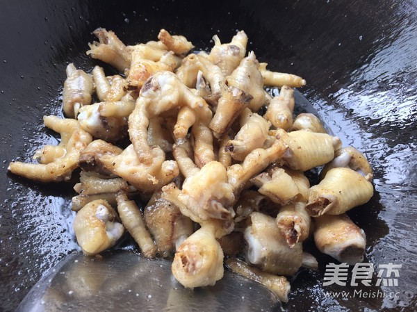 Spicy Chicken Feet recipe