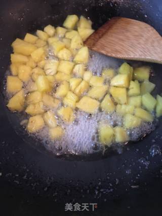 Pineapple Fried Rice with Rock Sugar recipe