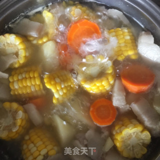 Corn Stewed Pork Soup recipe