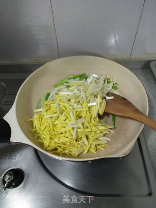 Scrambled Eggs with Chives recipe