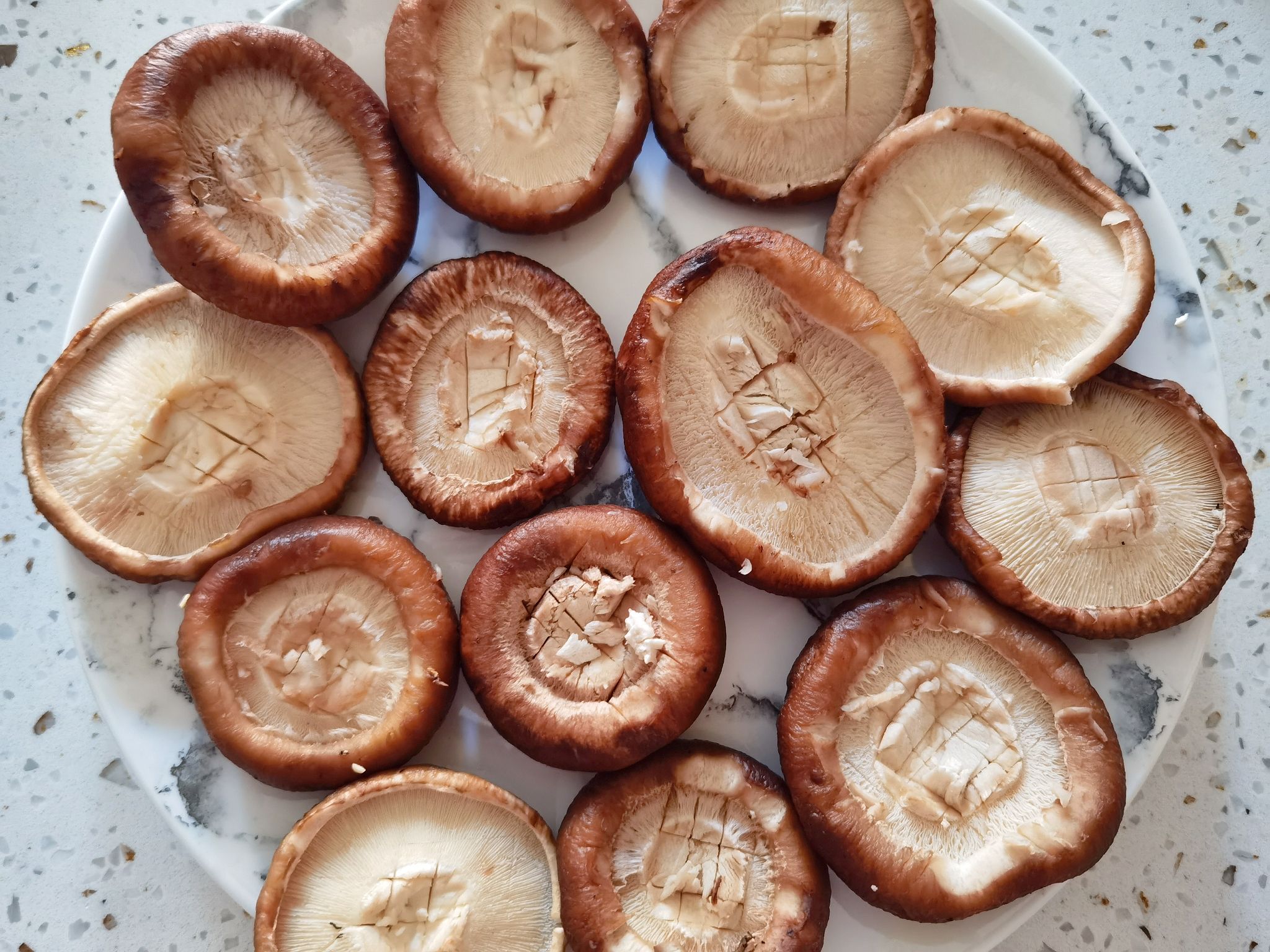 New Year's Eve Dinner-reunion Round Shiitake Mushroom Fans, Shiitake Mushrooms Do This, recipe