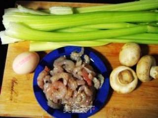 Quick-fried Side Dish for Beauty and Face-lifting---stir-fried Shrimp with Celery recipe