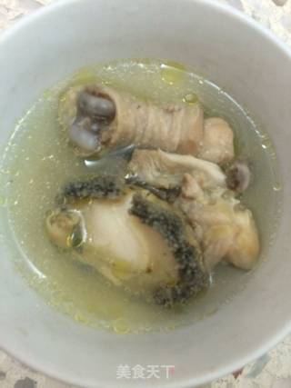 Stewed Fresh Abalone and Chicken Leg Soup with American Ginseng recipe