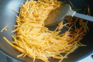 Spicy Potato Shreds recipe
