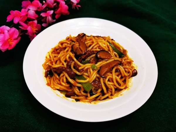 Mushroom Beef Sauce Noodles recipe