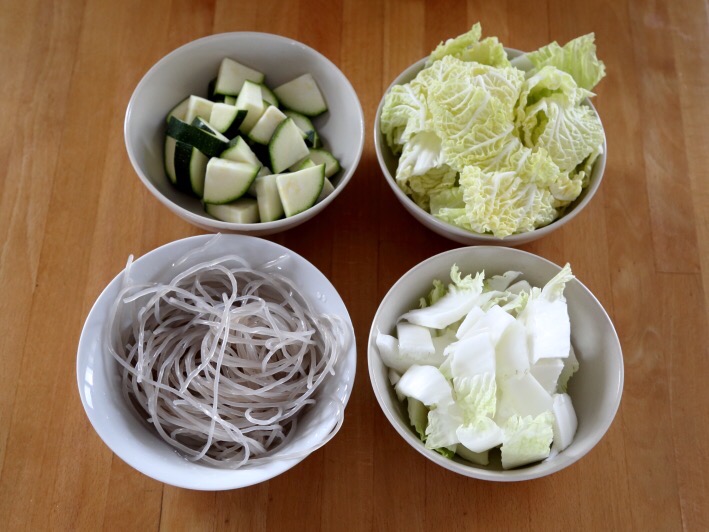 Cabbage Vermicelli, Black Bean Salted Lamb Chop Soup recipe