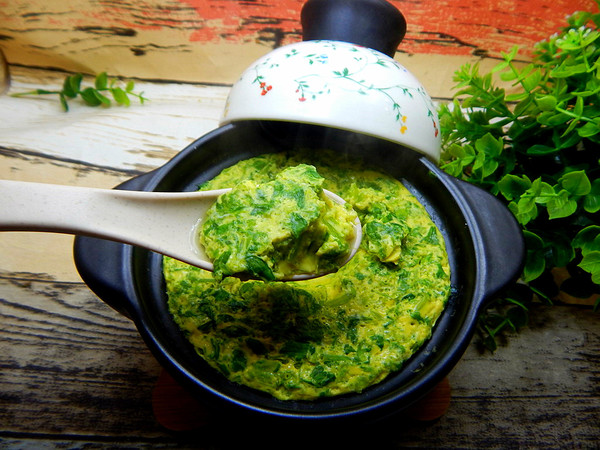 Steamed Eggs with Celery Leaves recipe