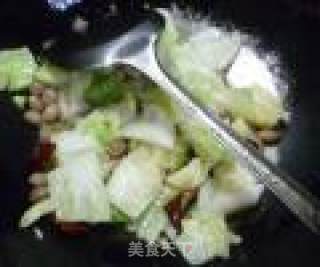 Stir-fried Cabbage with Peanuts recipe