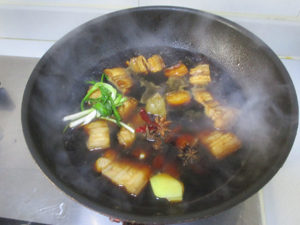 Braised Pork with Maqiao Dried Beans recipe