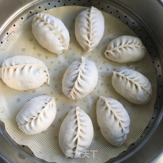 Vegetarian Buns with Leek Vermicelli recipe