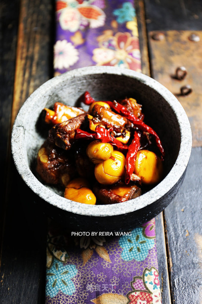 Chestnut Braised Pork Ribs recipe