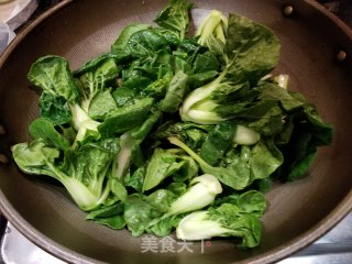 Stir-fried Hor Fun with Green Vegetables and Shrimp recipe