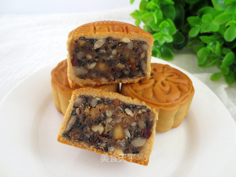 Brown Sugar Five-nut Moon Cakes in Memory recipe