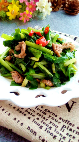 Stir-fried Shredded Pork with Leek recipe