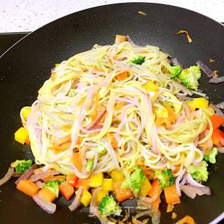 Stir-fried Colorful Vermicelli recipe