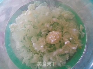 Variety Desserts [autumn Edition] Quail Egg Longan Tremella Soup recipe