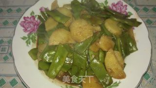 Fried Potatoes with Sword Beans recipe