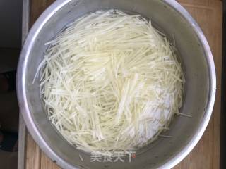 Hot and Sour Potato Shreds recipe
