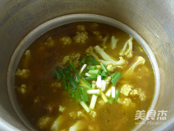 Vermicelli Cauliflower Short Rib Soup recipe