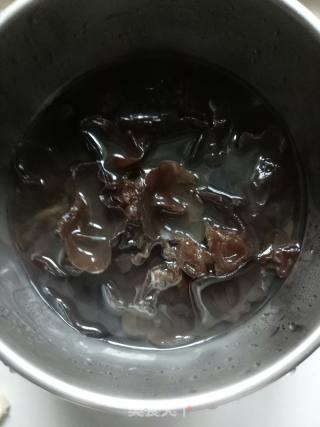 Summer Lazy Meal: Cold Black Fungus recipe