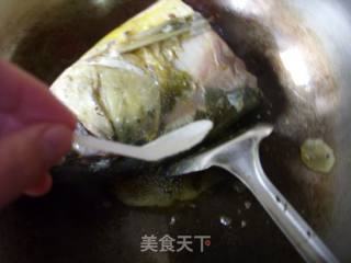 Calcium for Improving Eyesight---------fish Head Tofu and Wolfberry Soup recipe