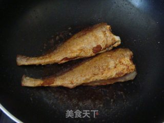 Dry Fried Yellow Croaker recipe