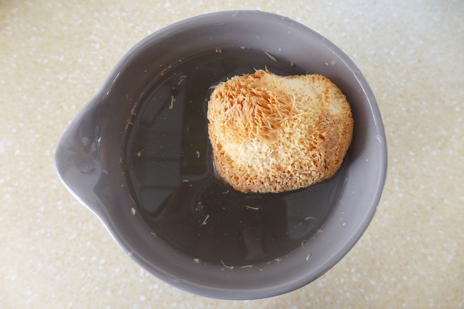 In The Cold Season, Let’s Have A Bowl of Mushroom Soup recipe