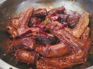 Oil-free Zhou Black Duck recipe