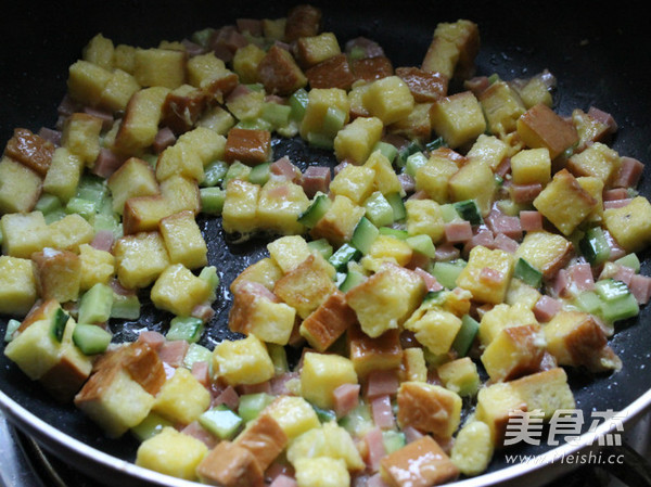 Fried Croutons recipe