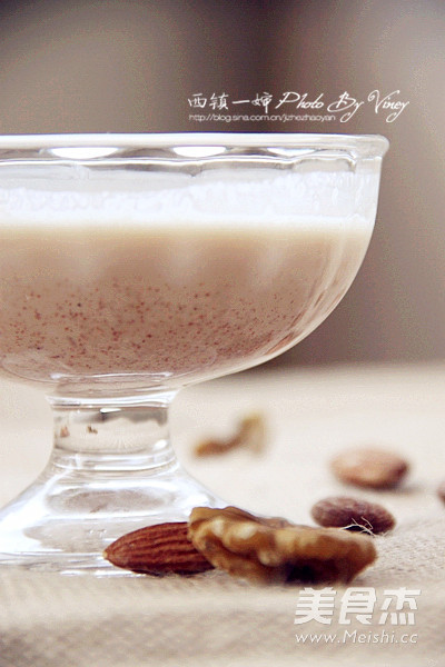 Walnut Almond Milk recipe