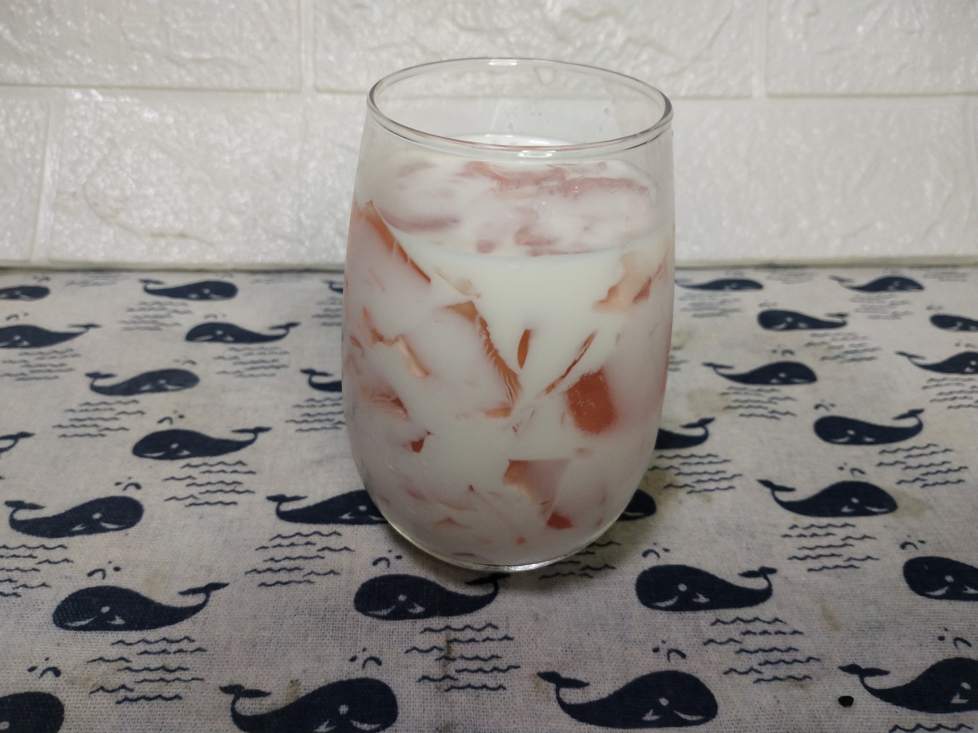 Strawberry Frozen Milk recipe