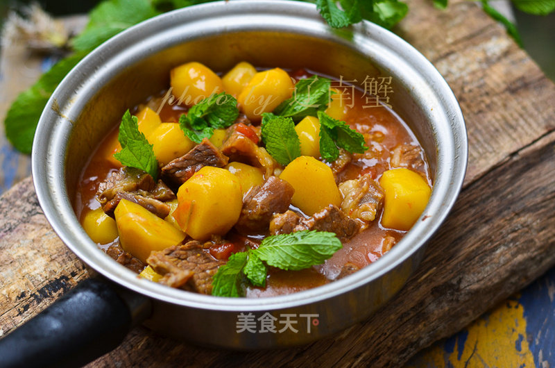 Roast Beef with Small Potatoes recipe