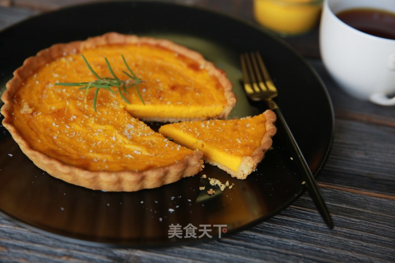 Sweet Pumpkin Pie, Warm Food for Golden Autumn recipe