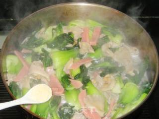 Stir-fried Vegetables with Oyster Mushroom and Square Sausage recipe