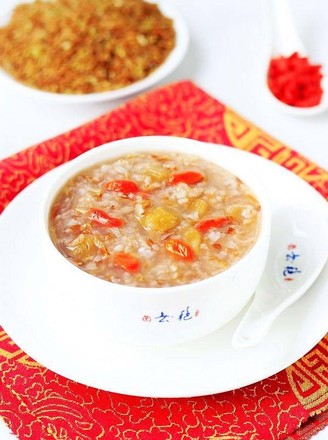 Red Rice and Longan Porridge