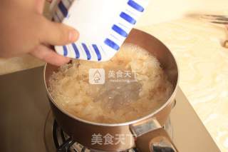 Hashima Snow Swallow Lily Lung Soup recipe