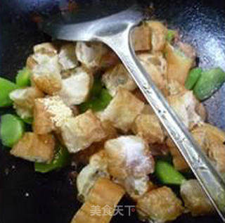 Fried Medium Fin with Lettuce Fritters recipe