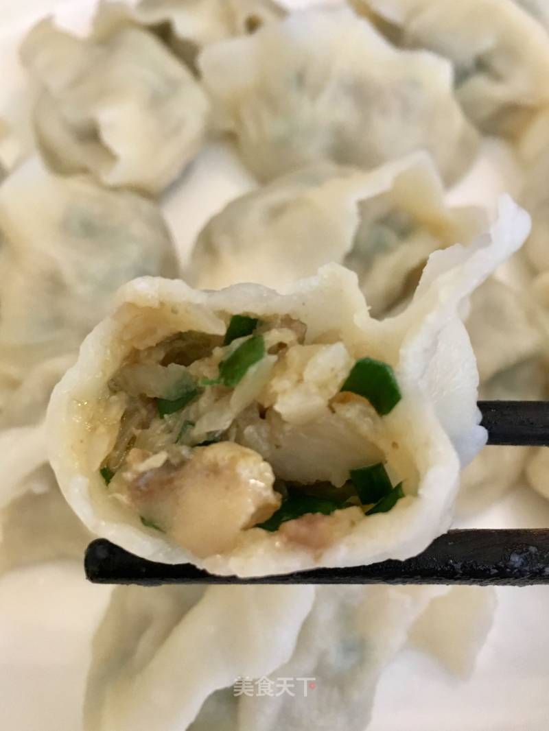 Pork Dumplings with Sea Oysters and Shredded Radish recipe