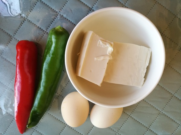 Scrambled Eggs with Double Pepper Tofu recipe